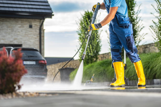 Best Sidewalk and Walkway Cleaning  in Isle Of Hope, GA